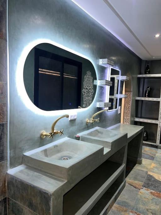 Appartement Bien Situe A Gueliz مراكش المظهر الخارجي الصورة